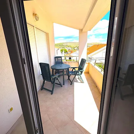 Sea View Ciovo Lägenhet *