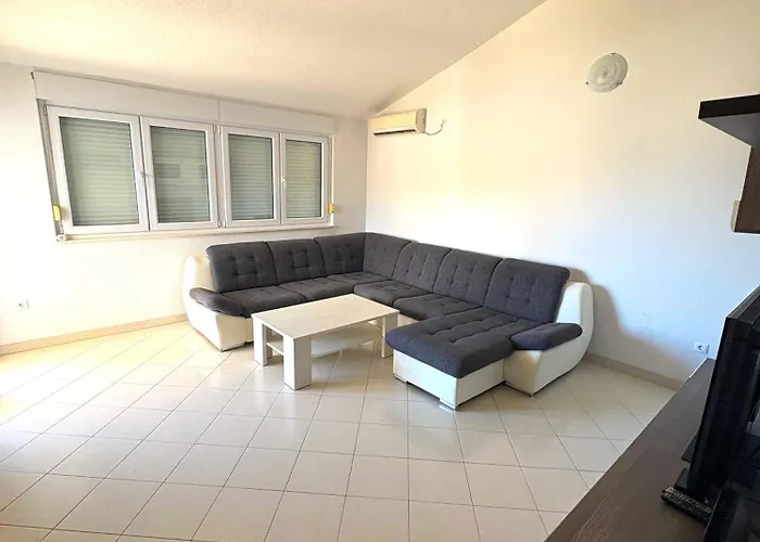 아파트 Sea View Ciovo 트로기르