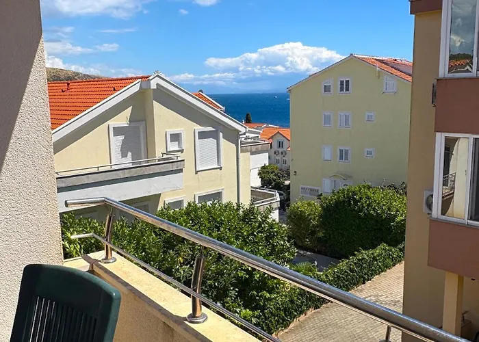 아파트 Sea View Ciovo 트로기르